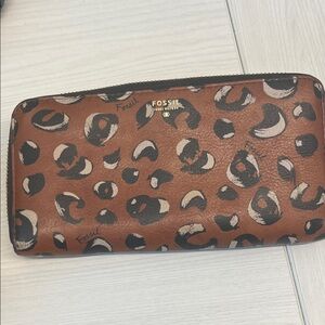 Fossil Tan and Black Patterned Wallet